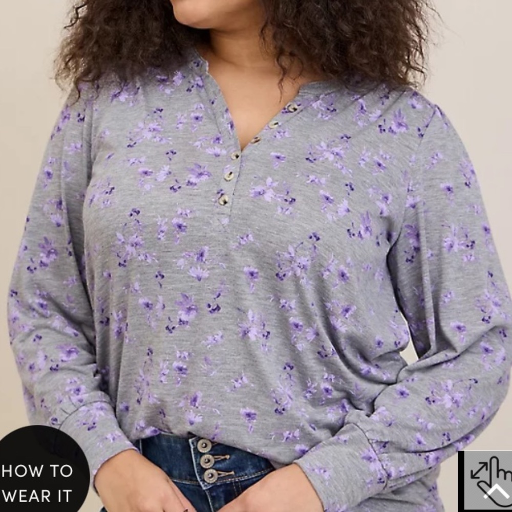 Torrid Floral Henley Top NWT 2 18/20